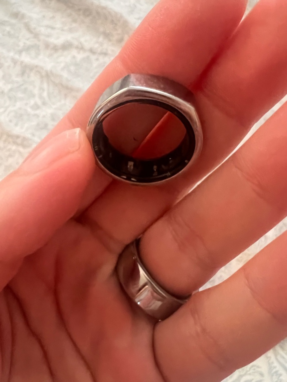 Oura Smart Ring in Silver and Black